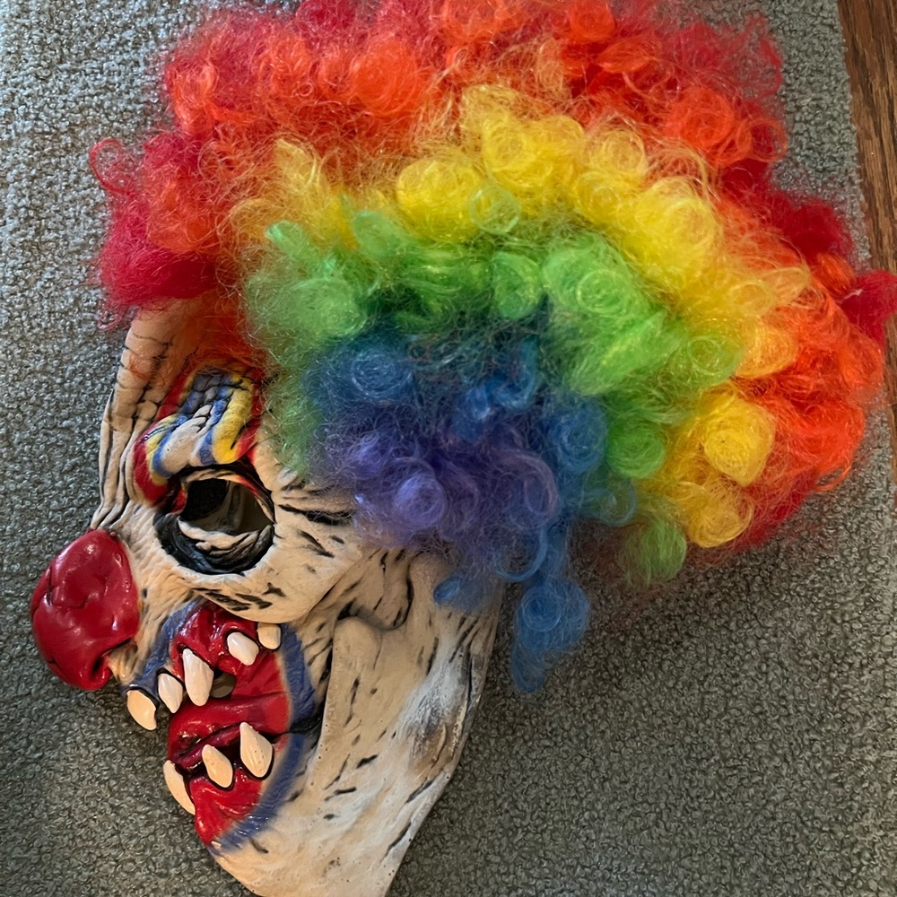 The “IT” Halloween Unisex Vibrant Clown Mask with Big Rainbow Hair EUC